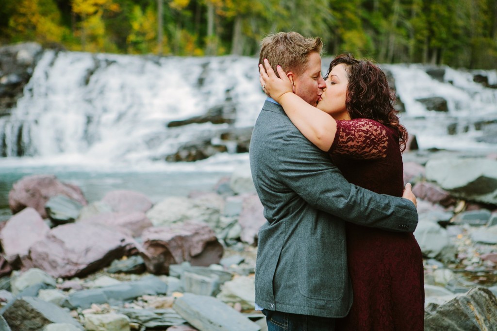 Glacier National Park Engagement Photos Couple Kissing