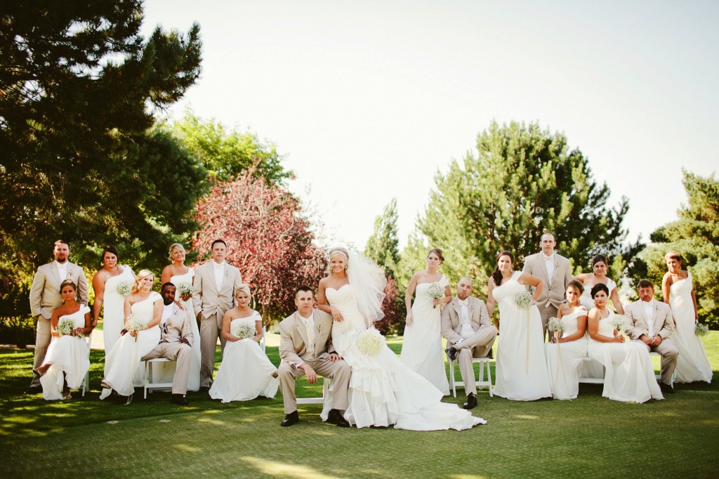 Tips for Planning a DIY Wedding from DIY Bride Bridal Party