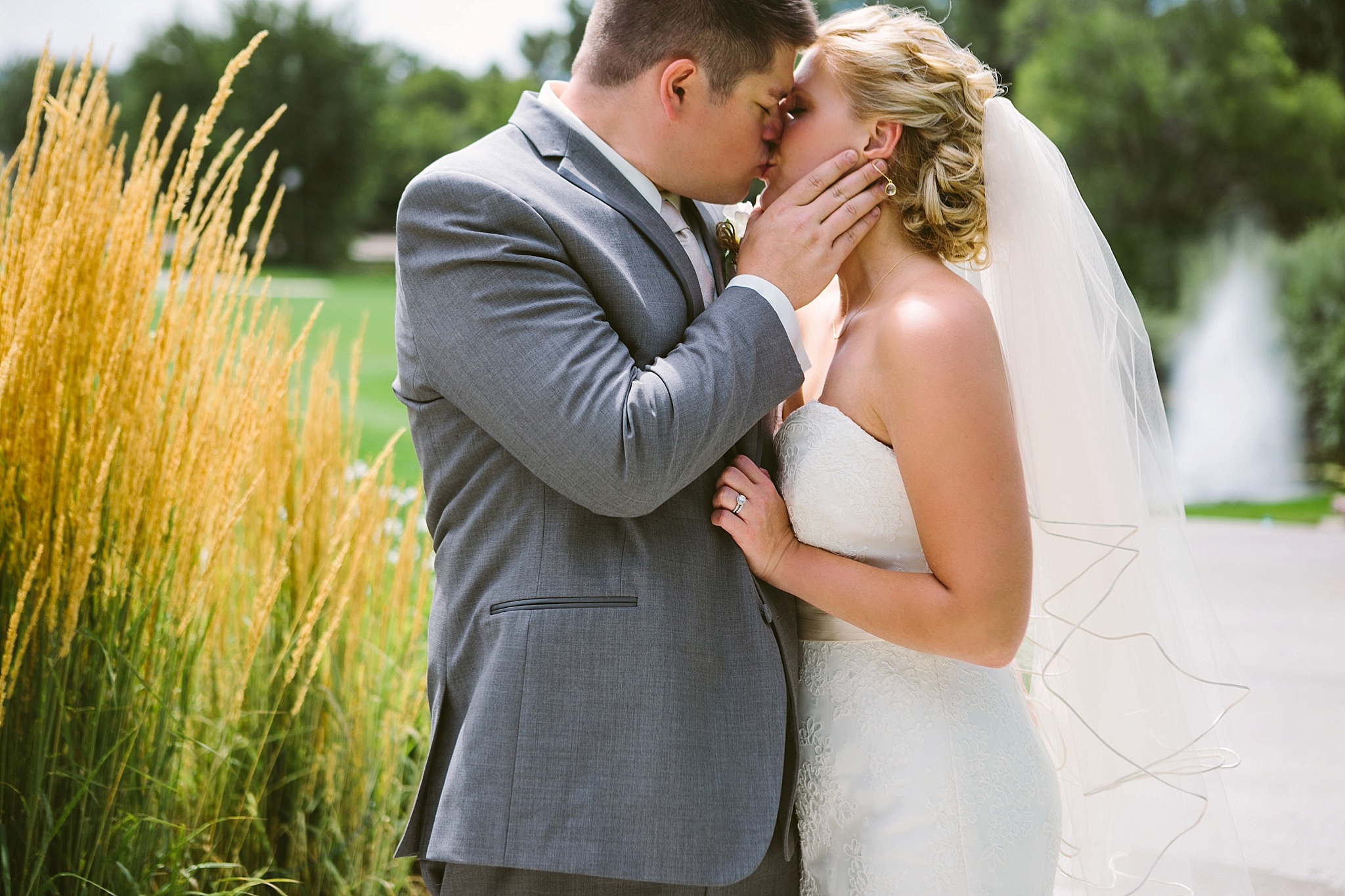 Missoula Country Club Wedding Photos Couple Kissing