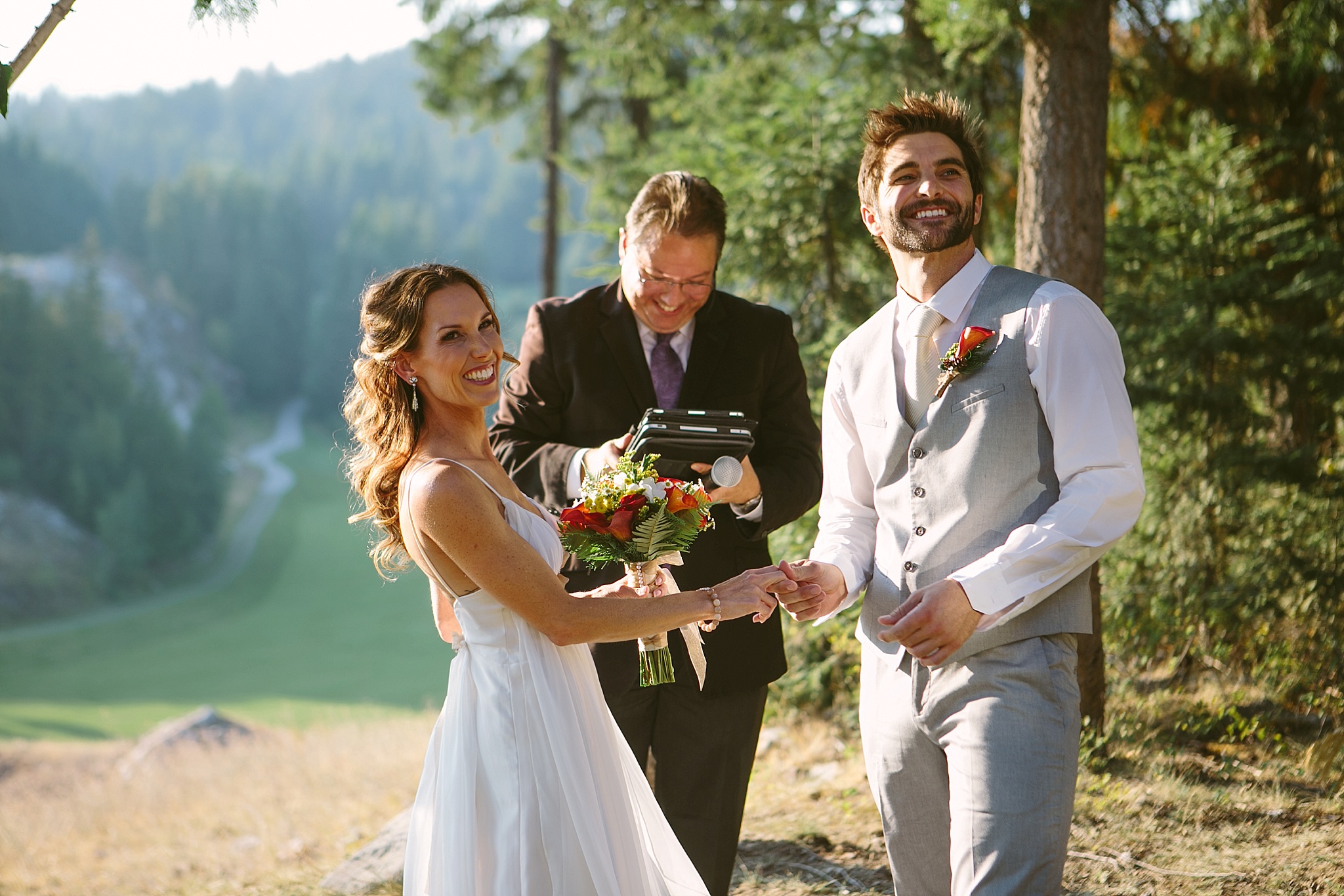 Sandpoint Idaho golf course property backyard ceremony couple laughing