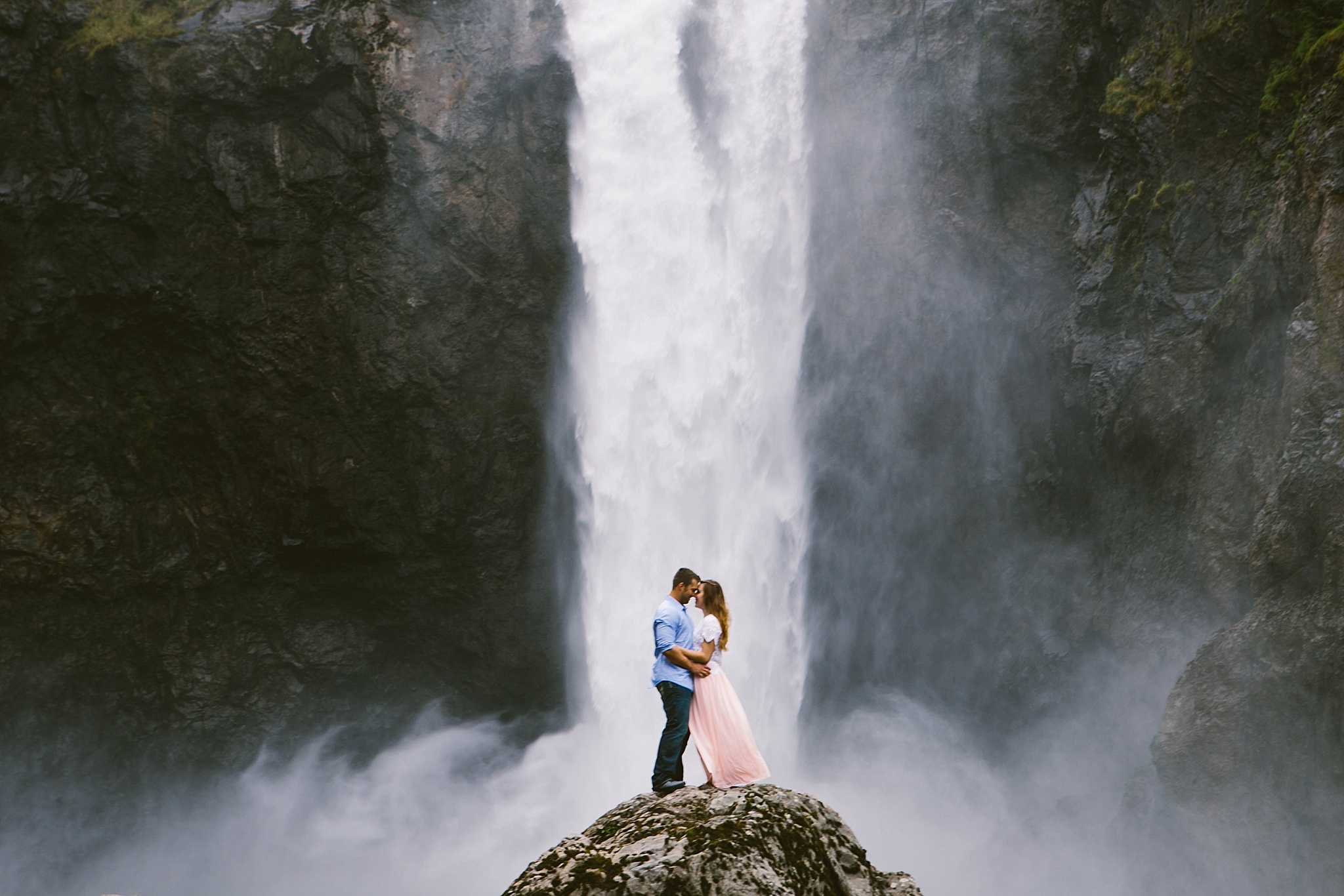 Snoqualmie Falls Seattle WA Engagement Photos Bride and Groom Kissing
